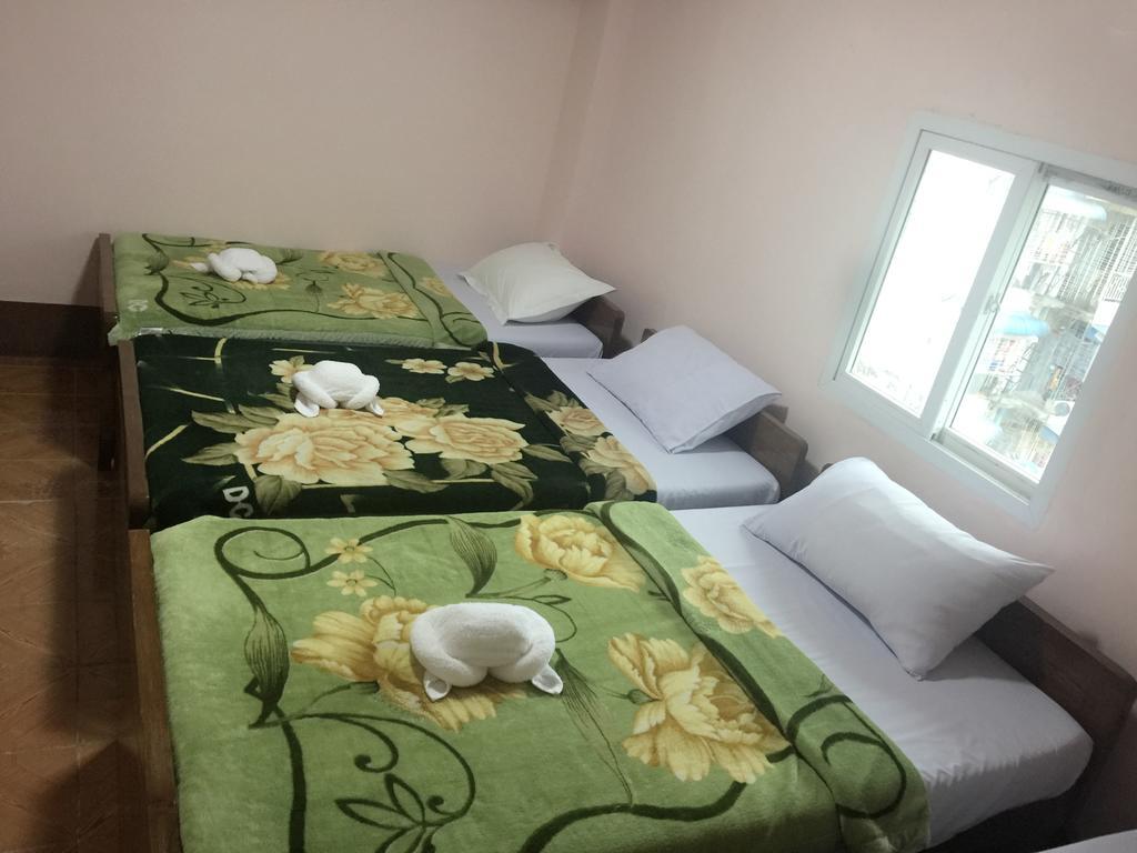 Everest Hotel Yangon Dış mekan fotoğraf