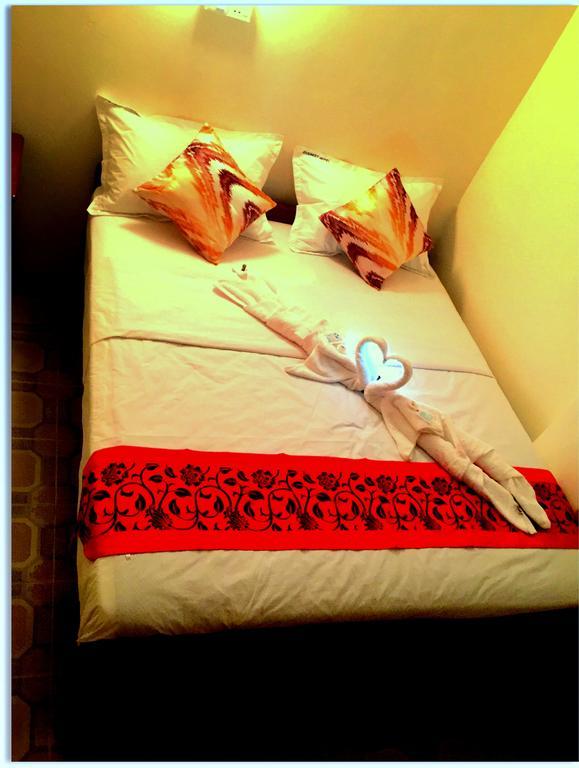 Everest Hotel Yangon Dış mekan fotoğraf